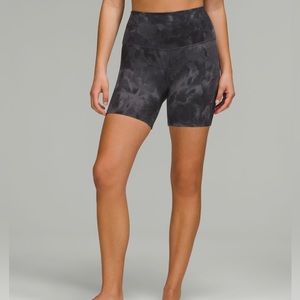 Lululemon align high rise short 6”